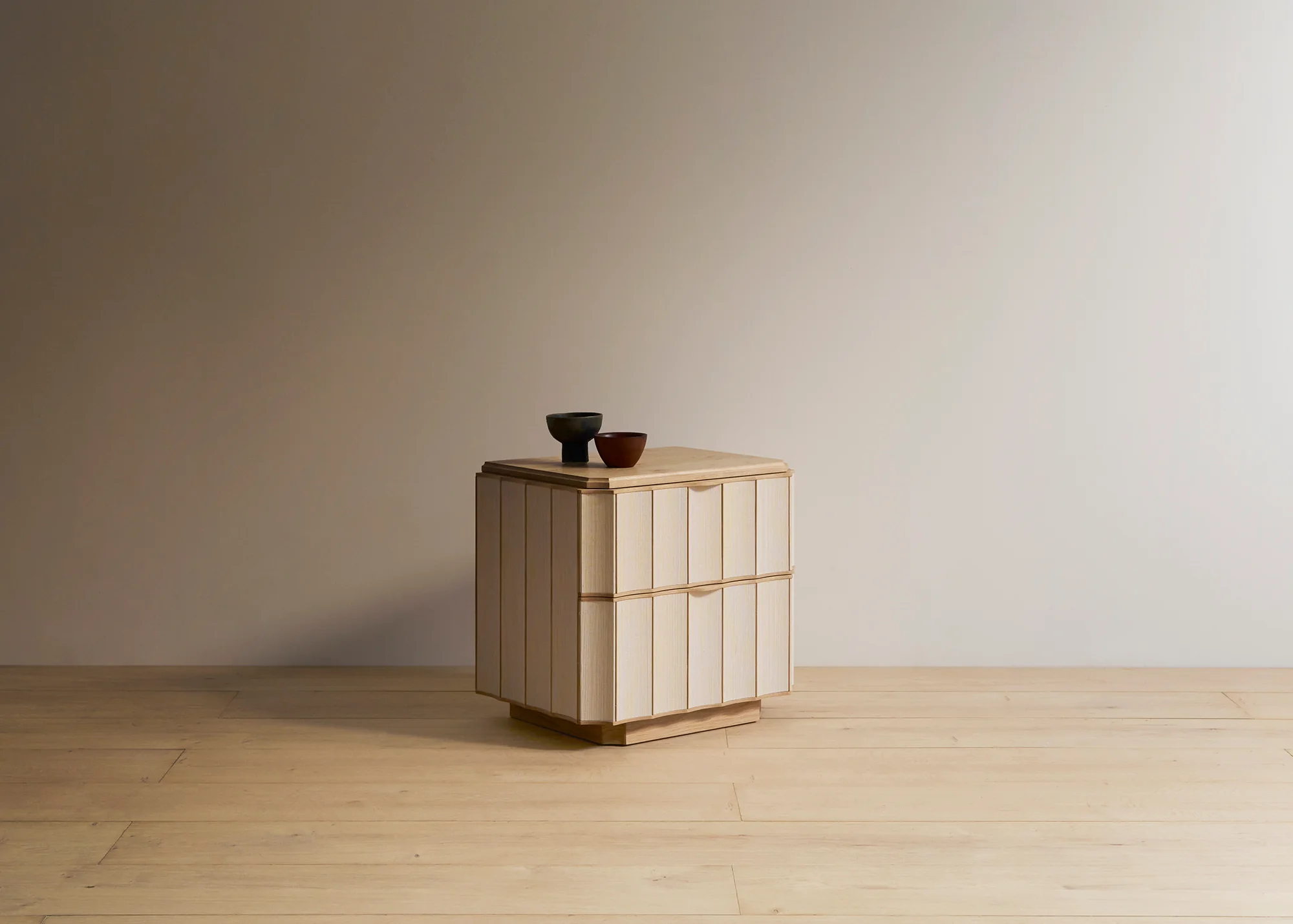 Ellery bedside table - Image 4